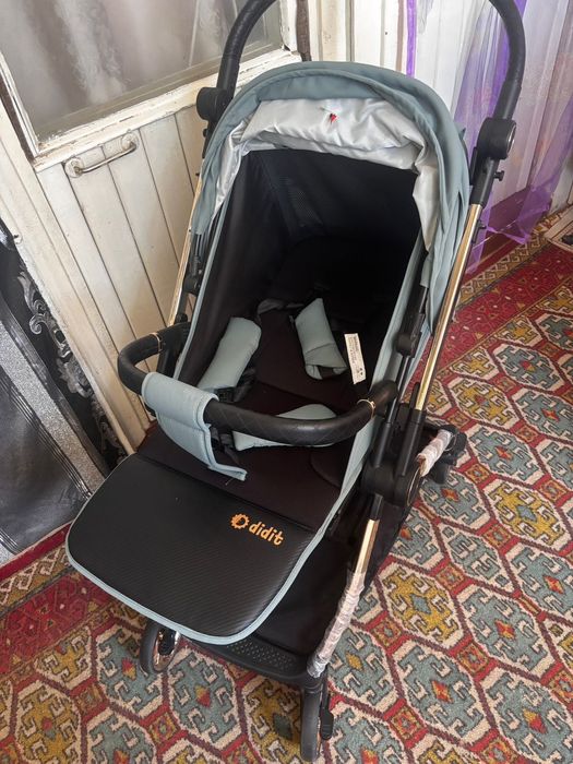 Продам коляску в хорошем состояние