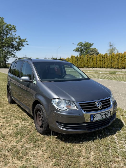 VOLKSWAGEN Touran 0 — imagine 2