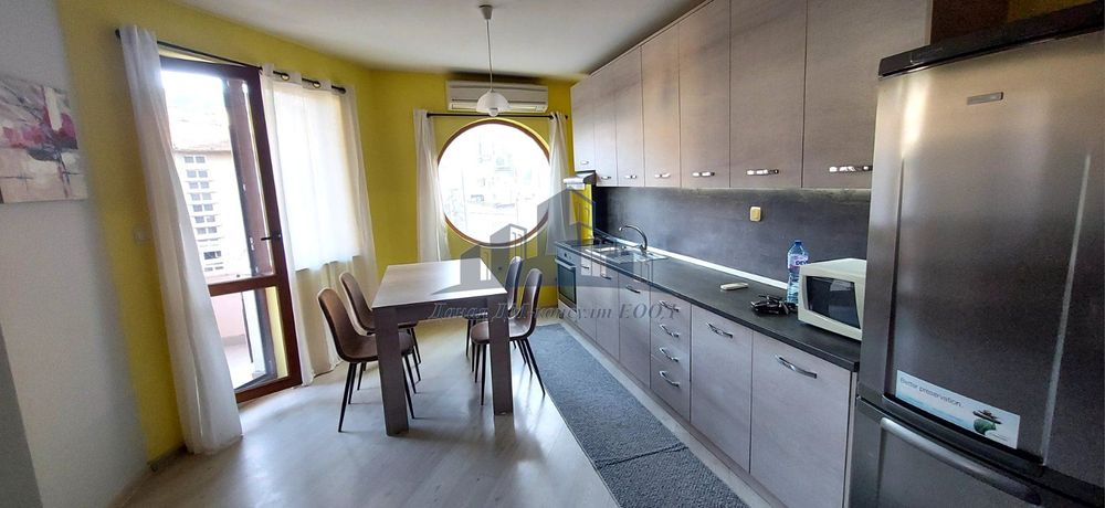 Дава се под наем Тристаен апартамент в Шумен, Дивизионна болница - 100 кв.м за 469.2 € - Снимка #1