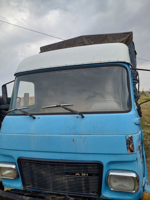 Продам машину Авия