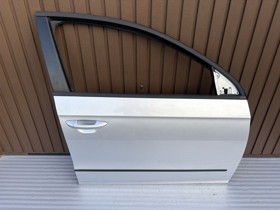 Usa dr fata vw Passat B6 / cod de culoare LA7W / 2006-2010