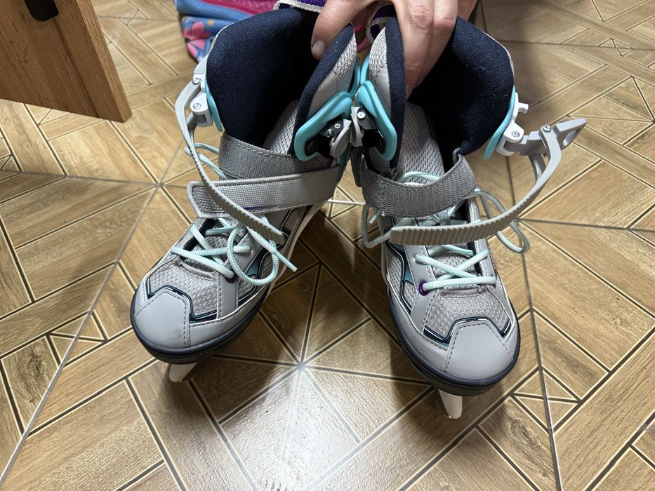 Продам коньки фигурные для девочки