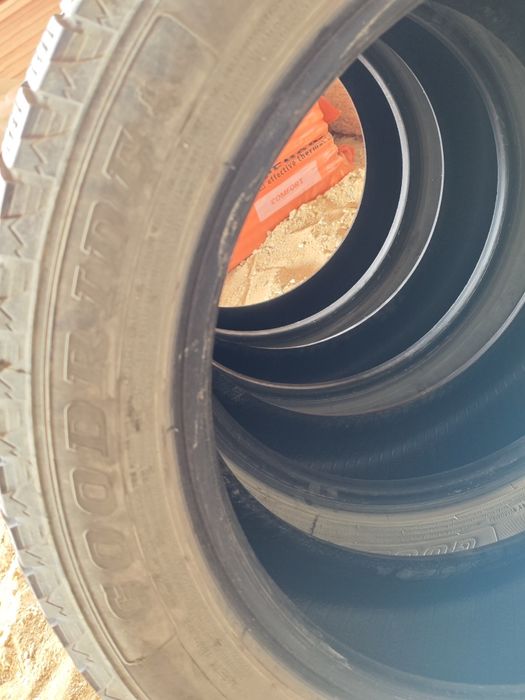 Зимние шины  комплекта