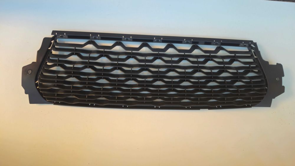 Inchidere bara fata central jos Duster 2 NEGRU sau ARGINTIU 2018-2024