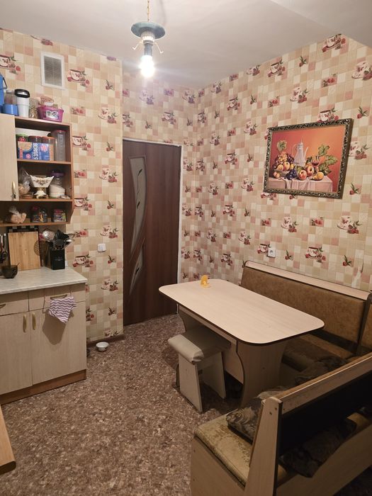 Продам 2х комнатную  квартиру