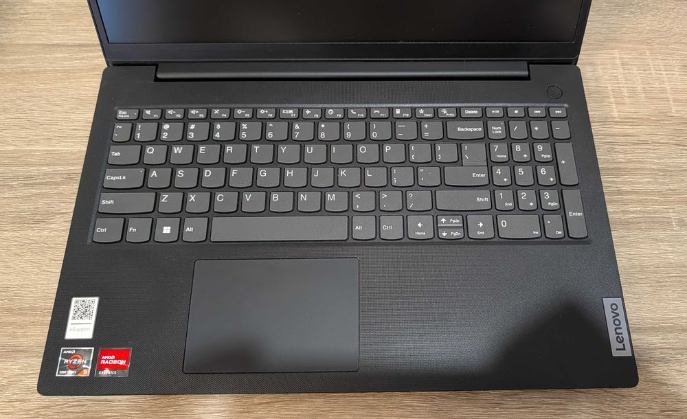 Lenovo V15 G2 – Ryzen 5 5500U (6 nuclee) – 8GB RAM - 256GB SSD