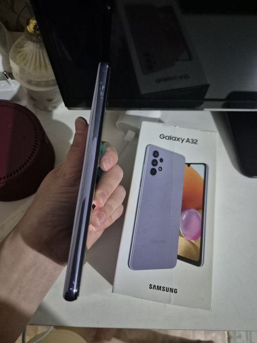 Продам самсунг А32, 40000