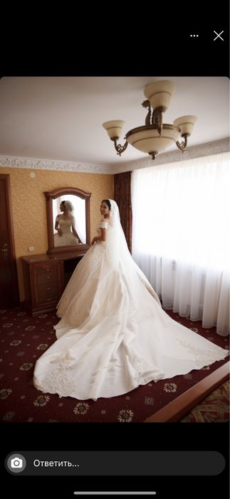 Свадебное платье