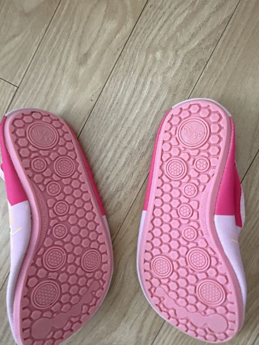 Продам аквашузы детские