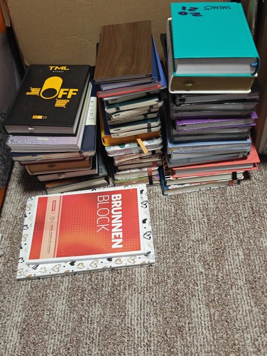 Agendă ani 2022 2023 2024