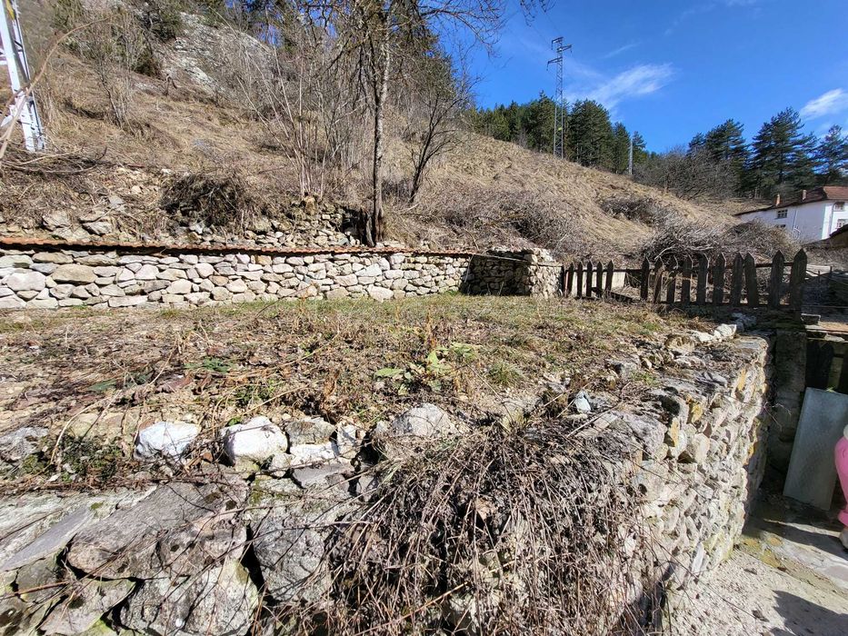 Продава се Къща в с. Соколовци, Област Смолян - 222 кв.м за 428 €/кв.м - Снимка #4