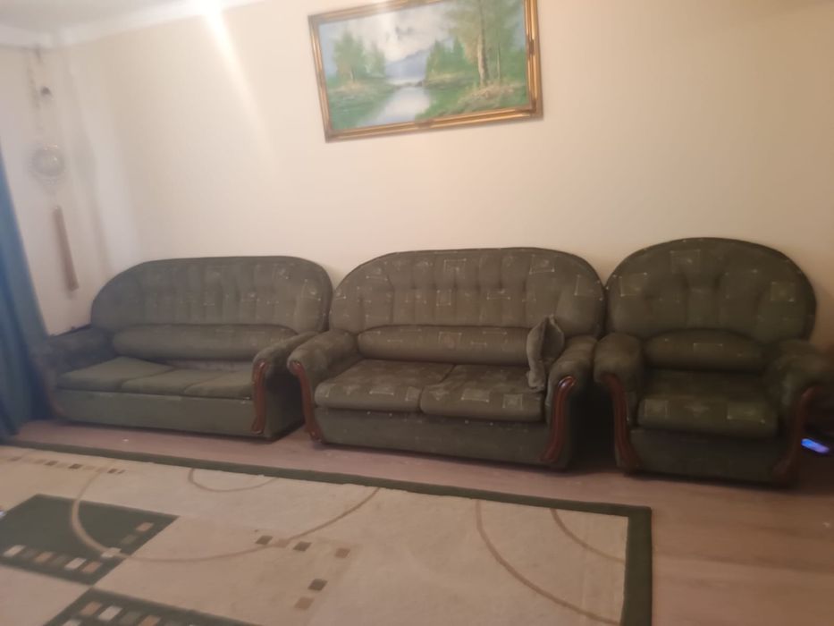 Продаются диван в хорошем состоянии