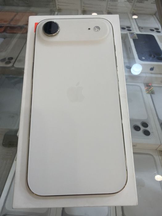 Iphone 17 Air 256 gb gold e sim e sim 91 sikl 100%