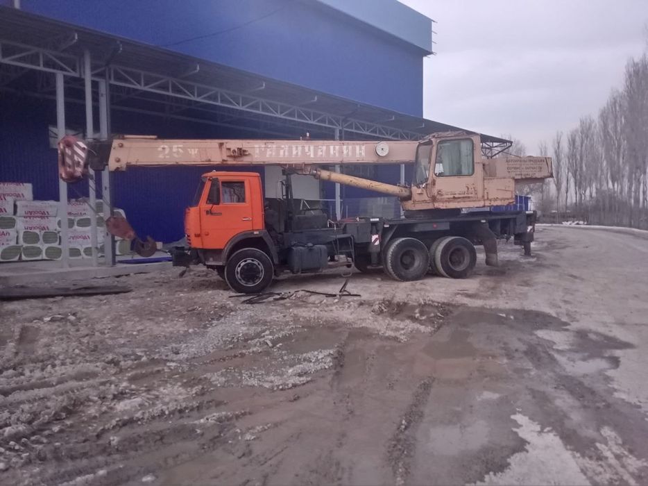 Автокран галичанин 25тонн