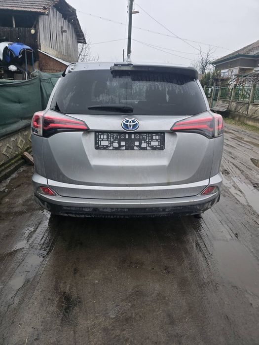Toyota Rav 4 2017g  2.5 XIBRID НА ЧАСТИ САМО