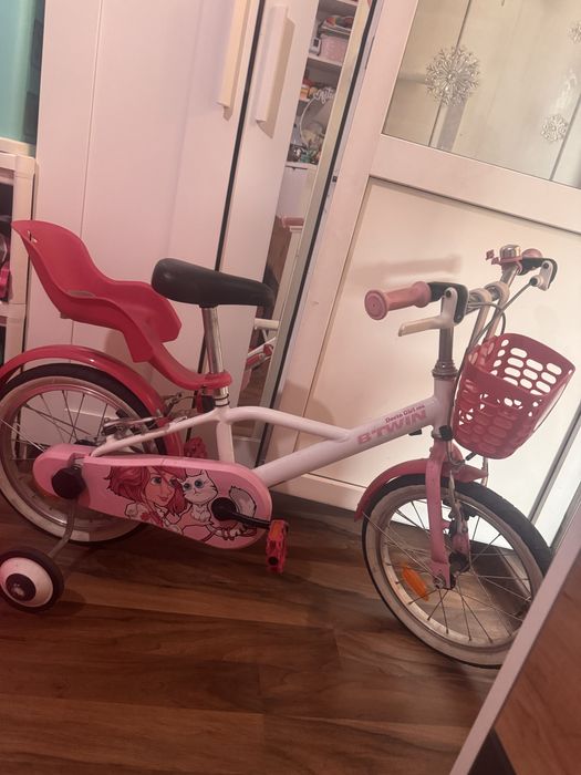 Vând bicicletă pentru copii