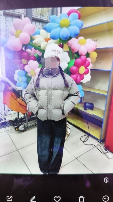 Продам куртку осень .