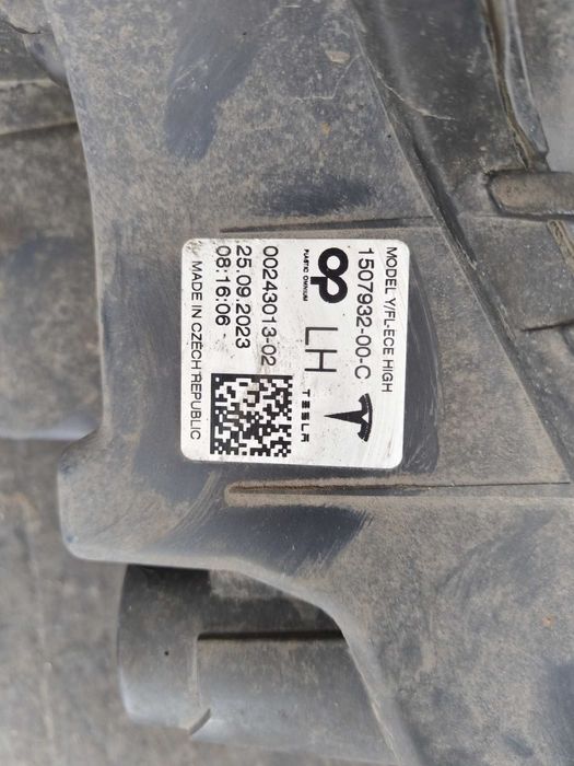 Халогени за TESLA Model Y
2022г-2023г