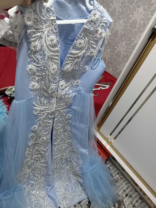 Ansanbil Holati yangi 2-3 marta kiyilgan+ selpasi+tillaqoshi