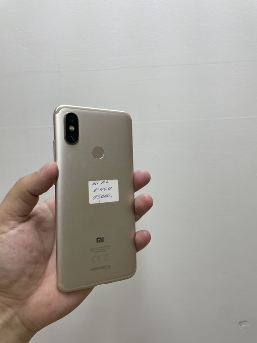 Телефон  Mi A2 64gb