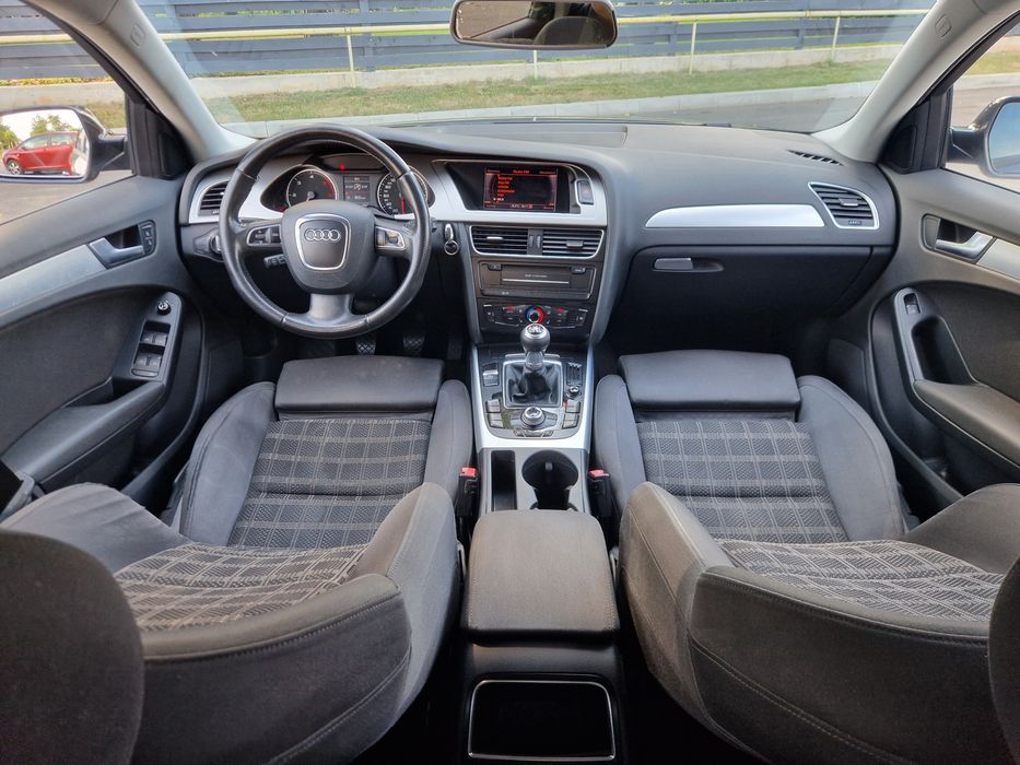 AUDI A4 Avant 2012 — imagine 5