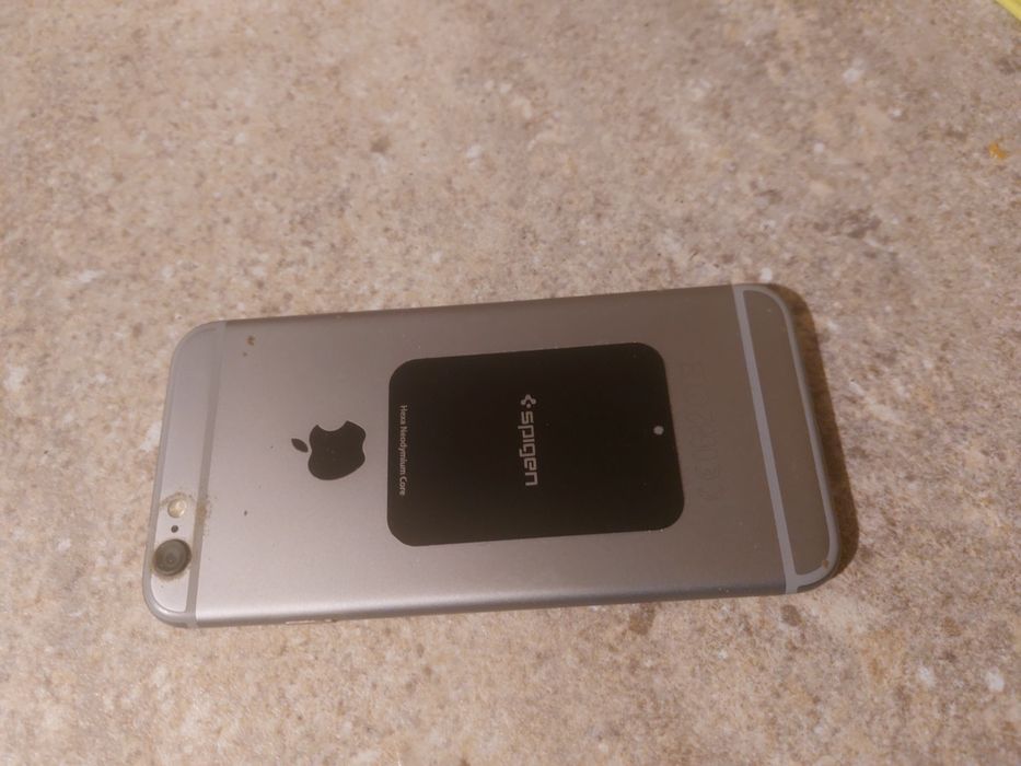 Vand iphone 6 folosit