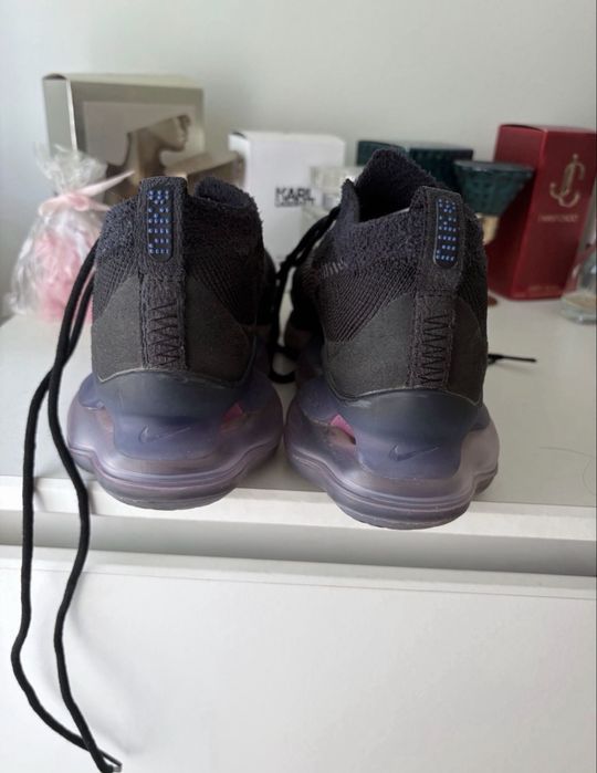 Nike Air Max Scorpion в черно и персийско лилаво