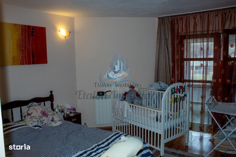 Vila Lux 375 mp Piatra Neamt