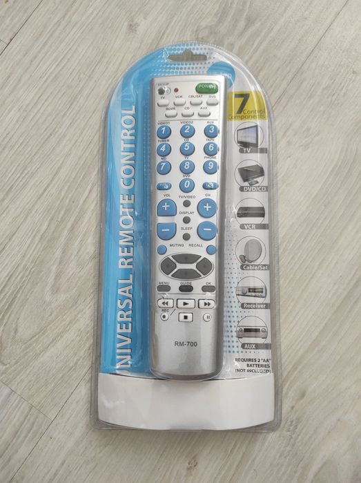 Telecomanda universala RM700