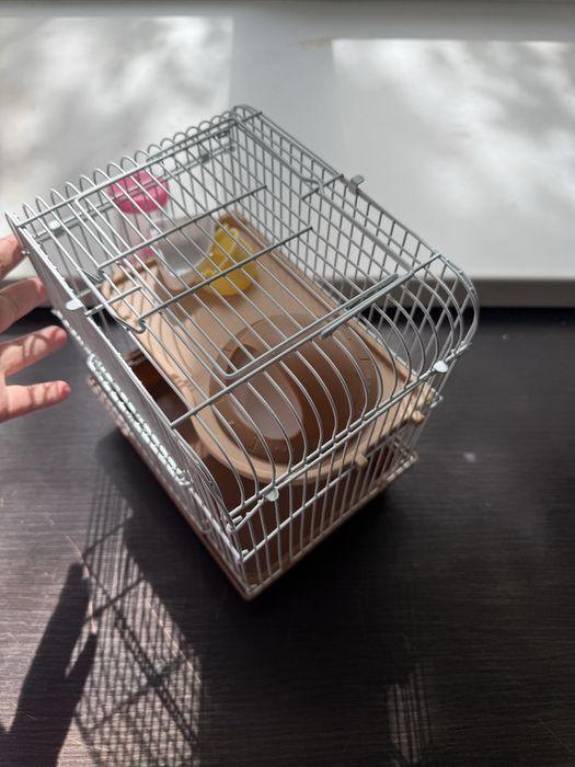 Продам клетку для хомячка