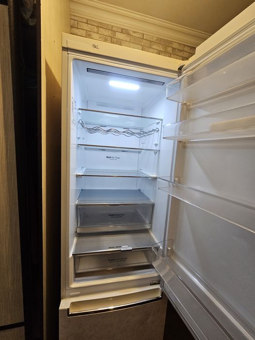 Продам холодильник в отличном состоянии