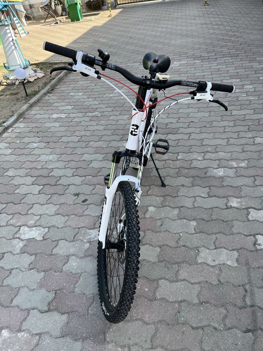 Vand bicicleta Focus Whistler noua