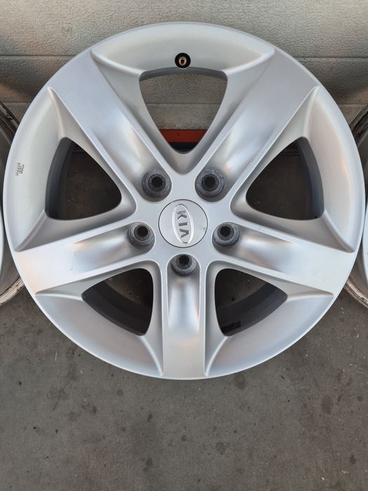 Оригинални джанти за КИА ХЮНДАЙ KIA HYUNDAI R16 5x114.3 ET51 6J
