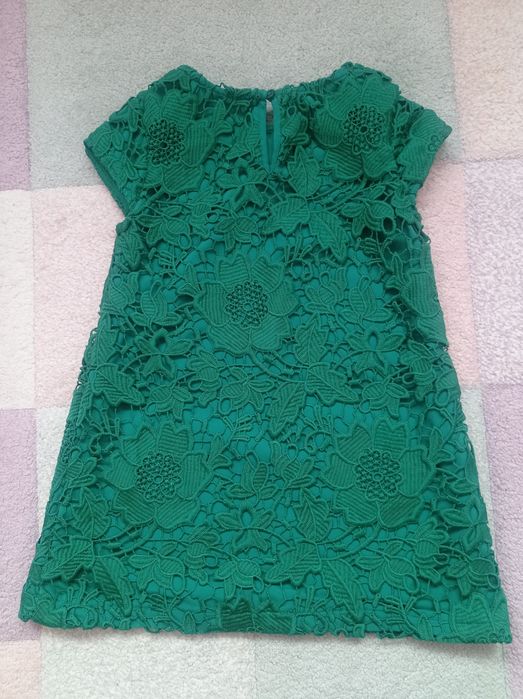 Красива детска рокля с къс ръкав