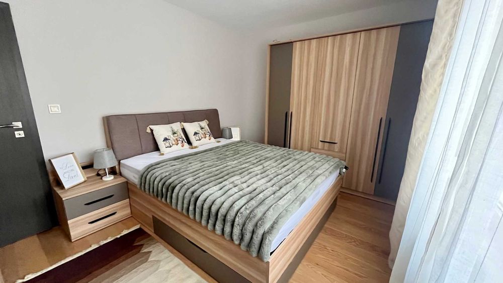 Дава се под наем Тристаен апартамент в София, Лозенец - 120 кв.м за 1196.97 € - Снимка #11