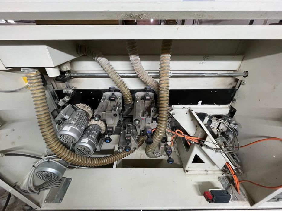 Кромкооблицовочный станок scm 230e