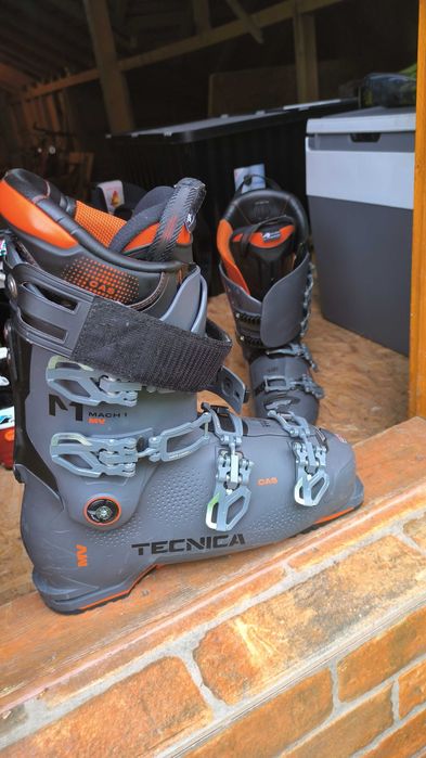 Clapari tecnica mach 1 marime 45