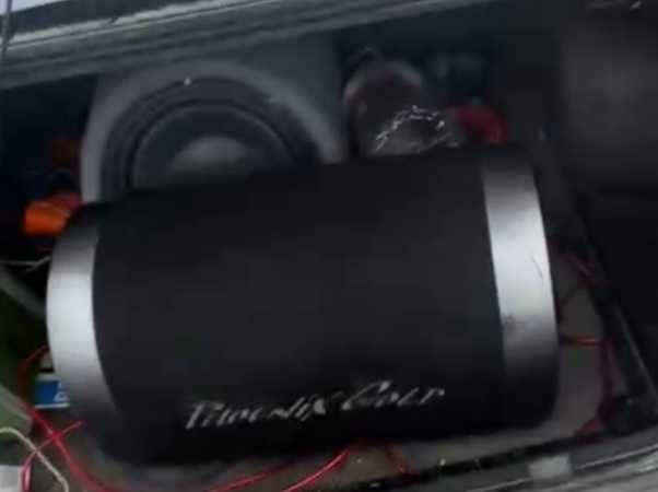 Subwoofer auto, 1500W.