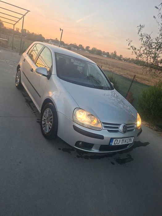 VOLKSWAGEN Golf 2005 — imagine 5