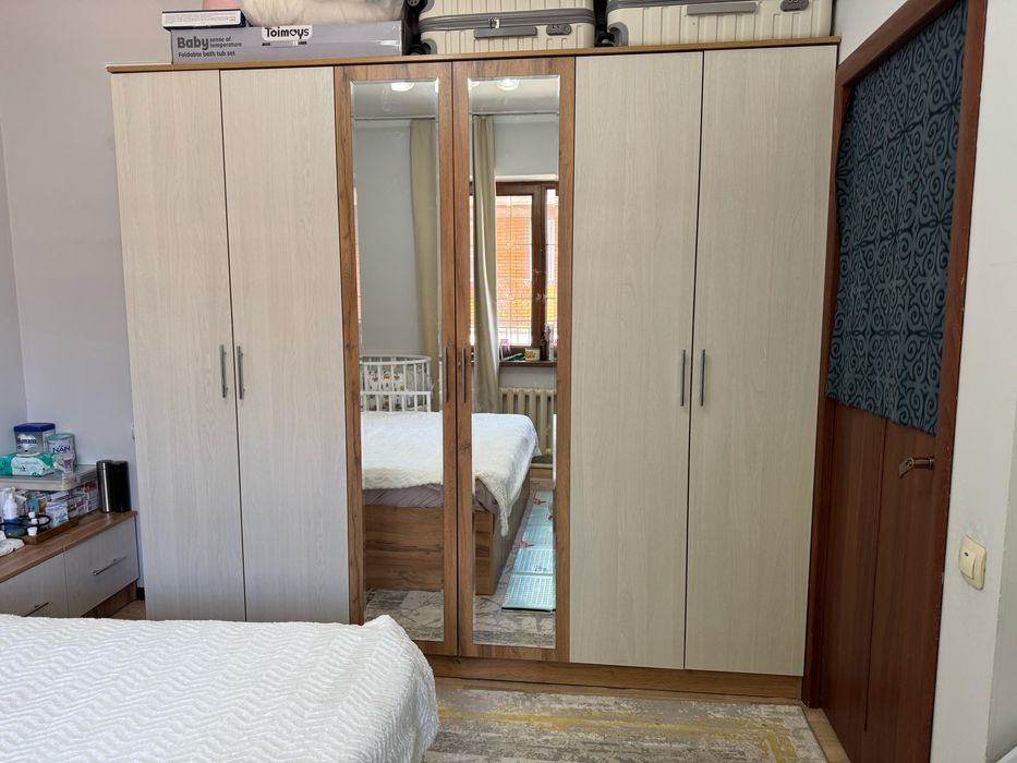 Спальный гарнитур