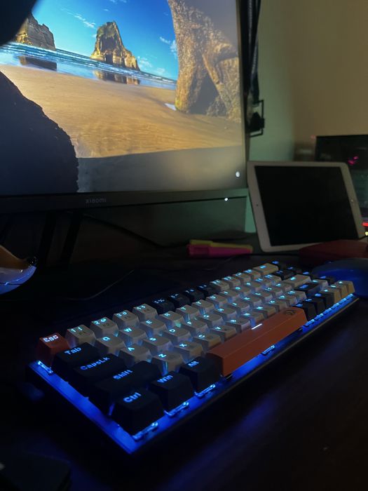 Настолен геймърски компютър - i7-8700 / RX 5700 XT / 16GB RGB