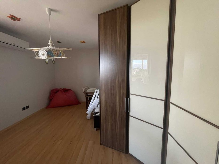 Продава се Тристаен апартамент в София, Стрелбище - 110 кв.м за 1273 €/кв.м - Снимка #3