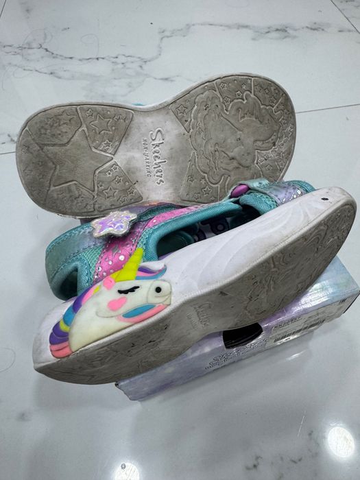 Босоножки Skechers 26р