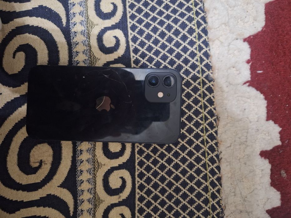 Айфон 12 сатылады