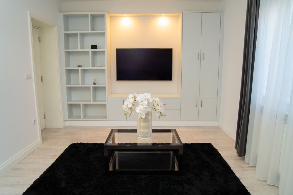 Ultracentral apartament 2 camere decomandat de inchiriat termen lung