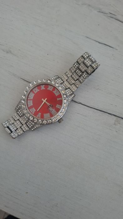 Vand ceas iced out barbatesc