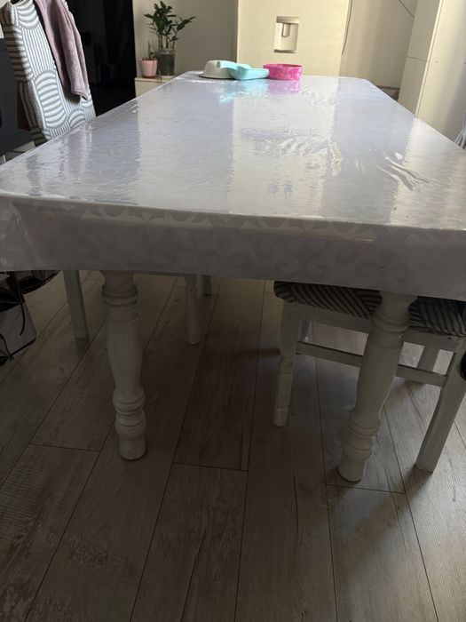 Продам стол для кухни