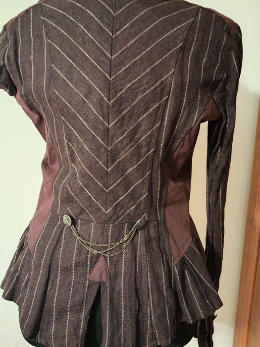 Sacou captusit din stofa