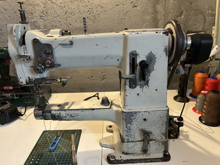 Masina de cusut piele durkopp adler