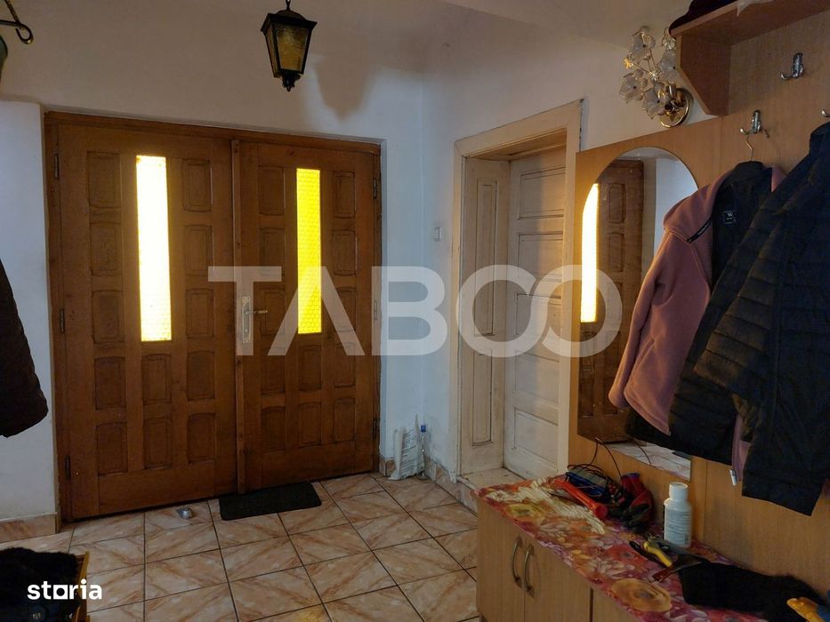 Casa de vanzare 105 mp utili 4 camere teren liber 405 mp Rasinari